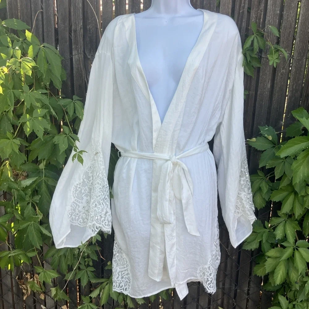 NWT Anthropologie Duster Kimono Lace Sparkle Embroidered‎ White Sz M/L Angelcore